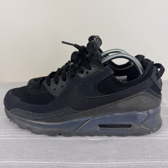 Men’s Nike Air Max Terrascape 90 Athletic Sneakers DQ3987-002 Triple Black 10 main image 5